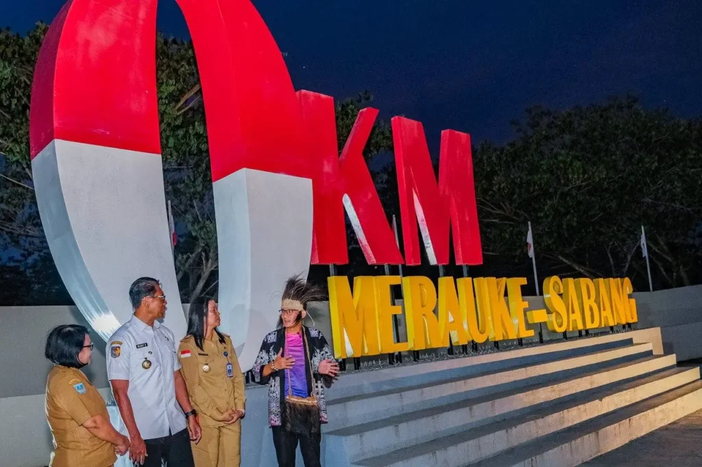 Menparekraf Gali Potensi Pariwisata di Titik 0 KM Merauke, Papua Selatan