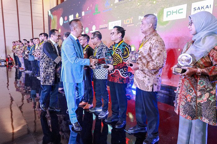 Isuzu Astra Raih Penghargaan Bergengsi INDI 4.0