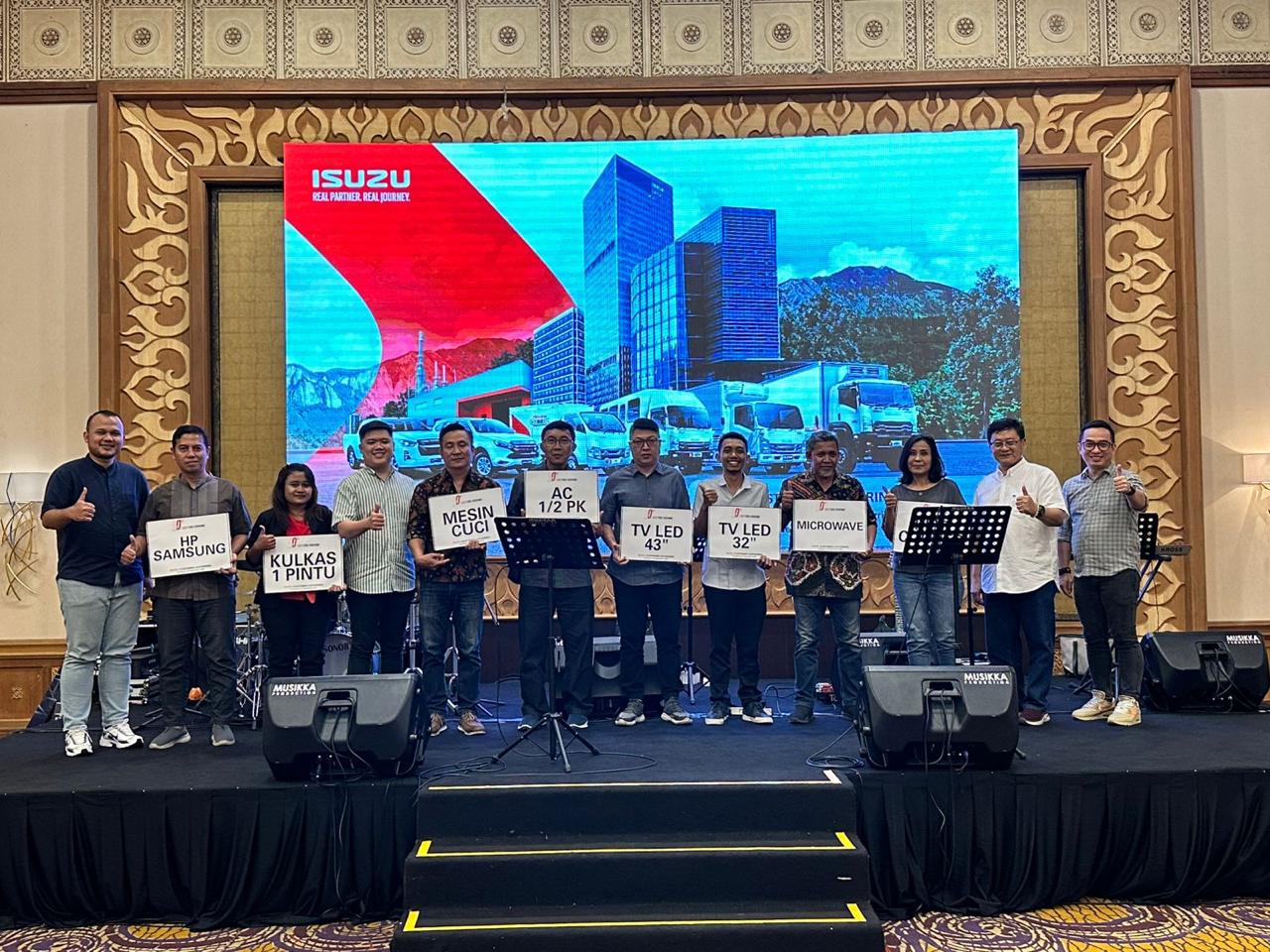 Isuzu Rayakan 50 Tahun di Indonesia, Ajak Pelanggan Setia Berpartisipasi di 50 Lokasi
