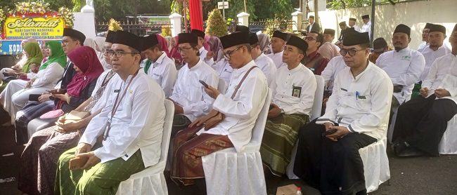 Peringatan Hari Santri Nasional 2024 di Depok Berlangsung Hikmat