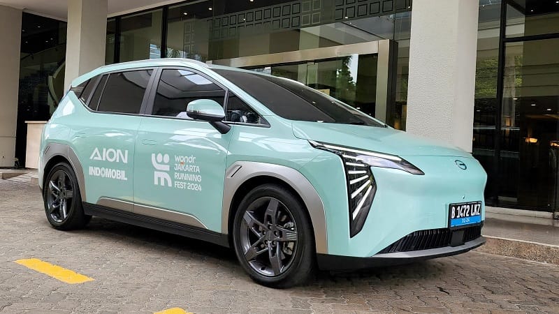 AION Indonesia Dukung Jakarta Running Festival 2024 dengan Tiga Unit AION Y Plus