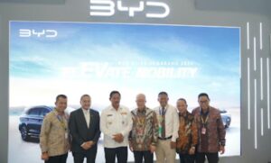 Bangun Tonggak Sejarah Elektrifikasi Masyarakat Jawa Tengah, BYD Hadirkan Jajaran Teknologi Kendaraan Listrik