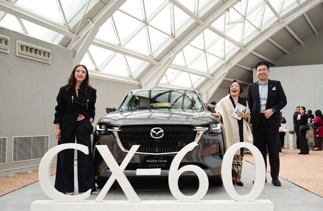 Mazda Indonesia Berkolaborasi dengan Jakarta Fashion Week (JFW) 2025 Sinergi Artistik Industri Fashion dan Otomotif