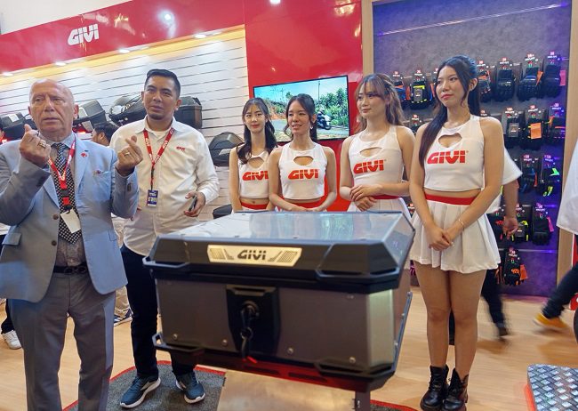 GIVI Rilis Top Box Aluminium “MATTERHORN” di IMOS 2024