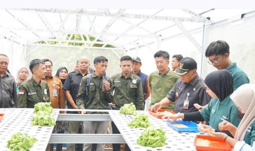 Sharp Hadirkan Program Kewirausahaan Bidang Pertanian Untuk Anak Muda Indonesia