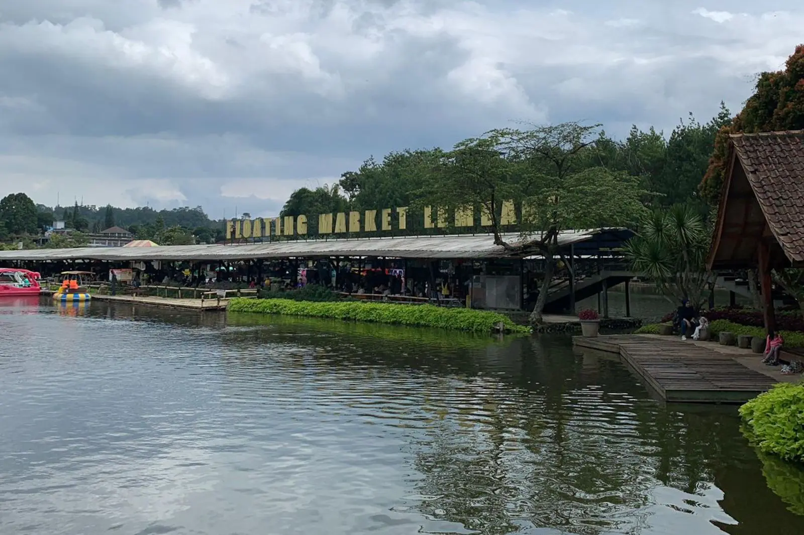 Kemenpar Pantau Aktivitas Wisata Sejumlah Destinasi Unggulan di Jawa Barat