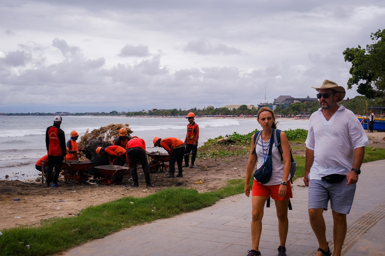 Kemenpar dan Aksi Bersih Sampah Laut, Momentum Perkuat Pariwisata Berkelas Dunia