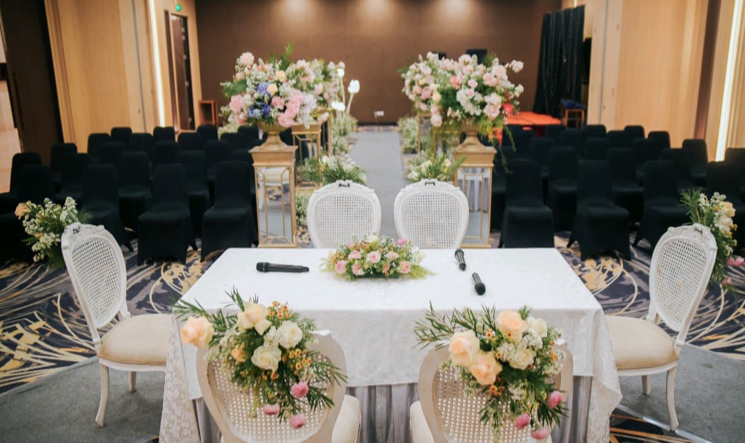 Say "I Do" in Style: Oakwood's Affordable Wedding Packages