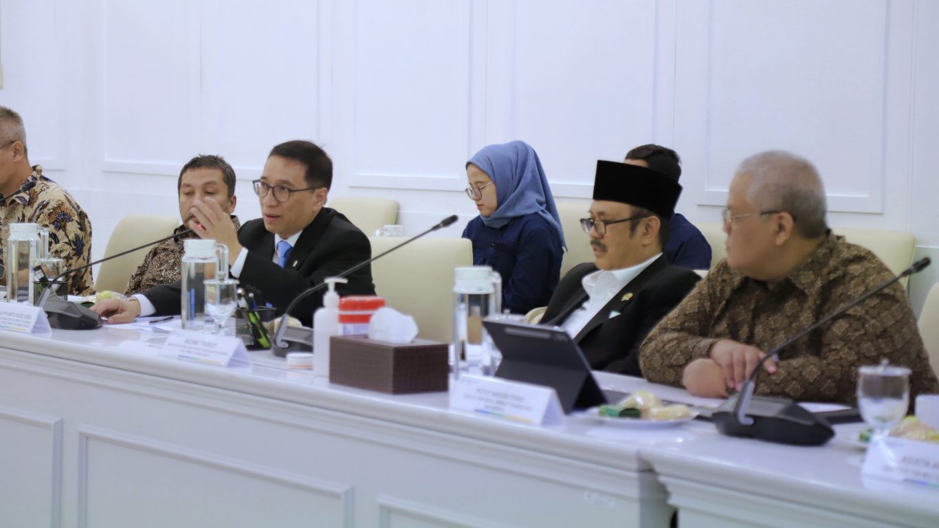 bappenas dan aiib