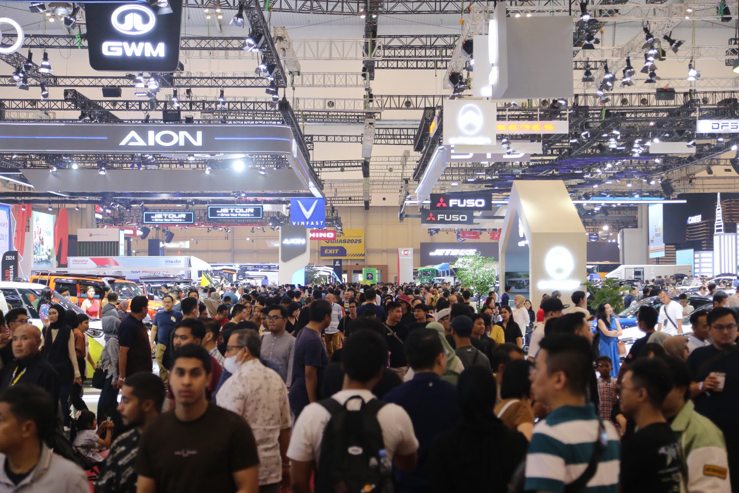 KILAS BALIK PAMERAN OTOMOTIF TERBESAR GIIAS 2024