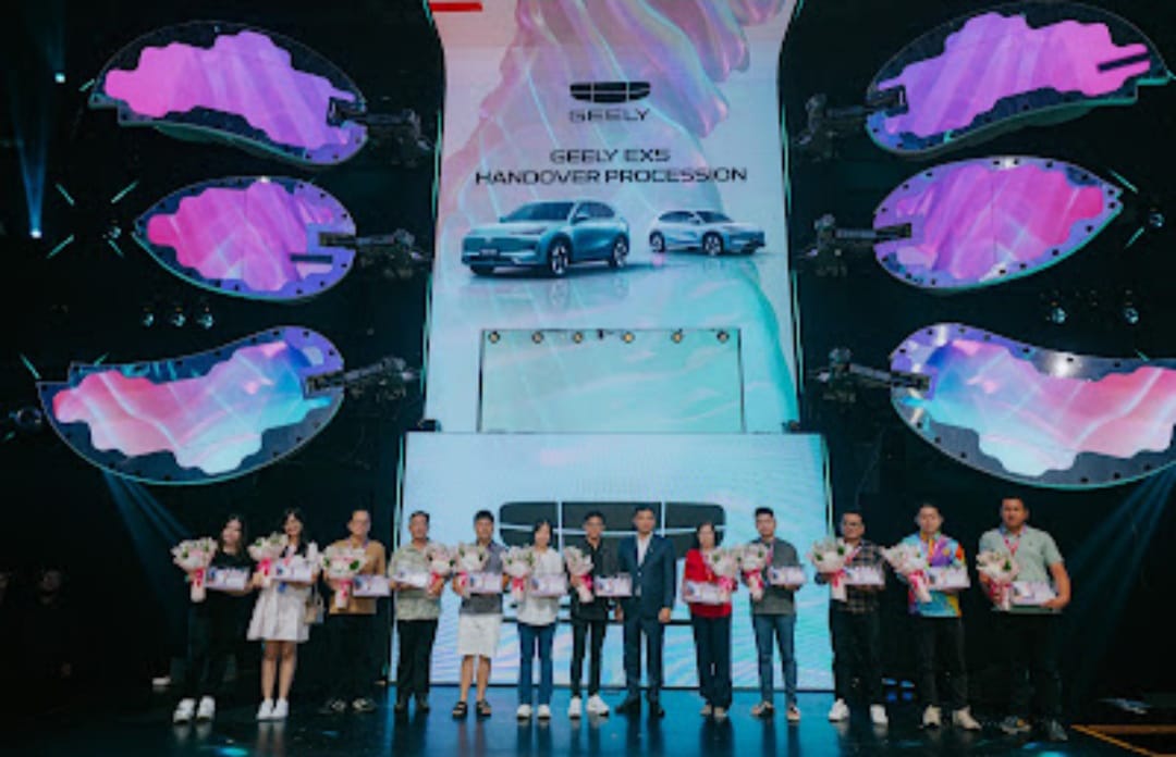 Geely Rayakan Serah Terima Unit EX5 dan Perkuat Komitmen Lewat Geely GO