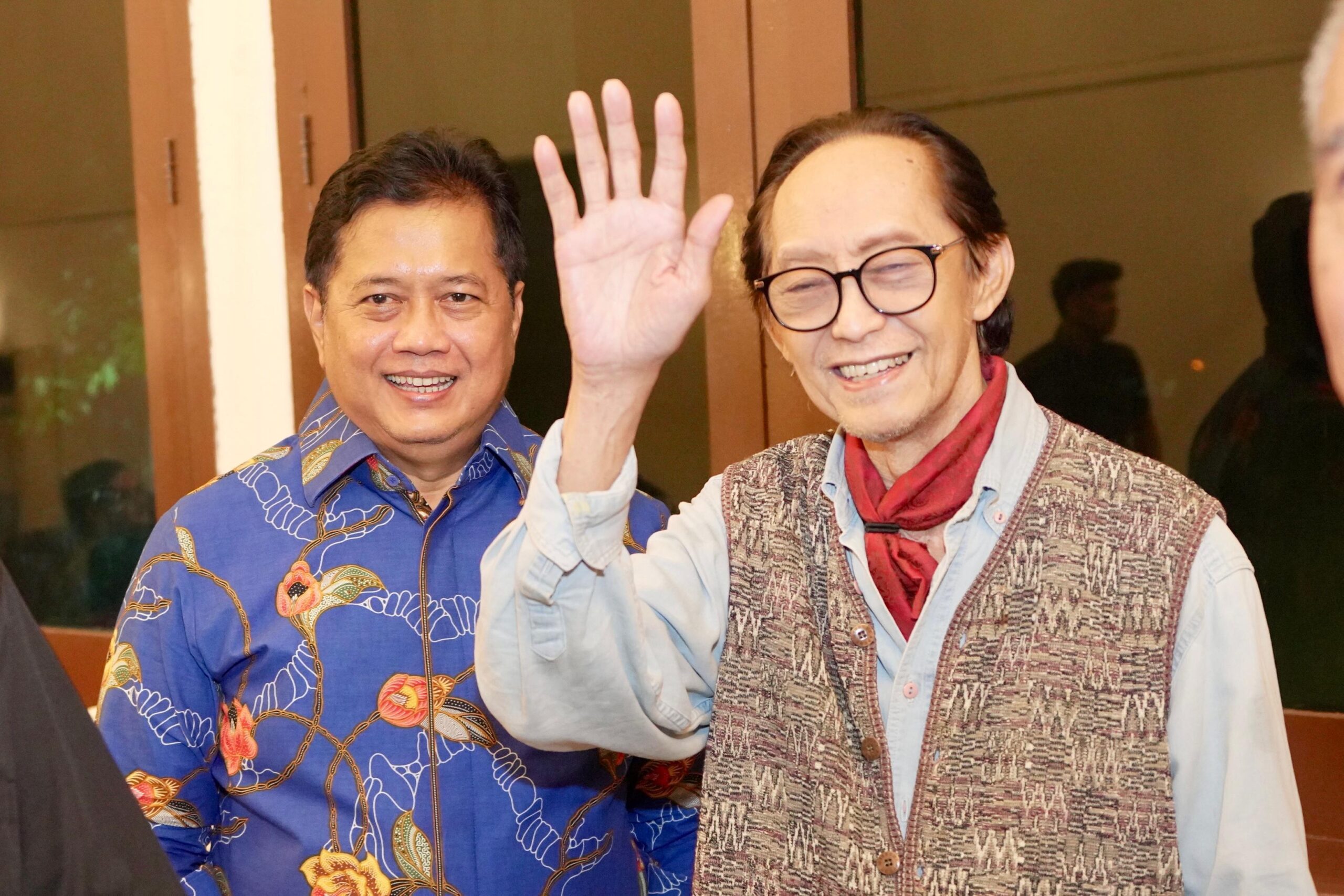 Veteran Musician Eros Djarot's Barong's Band Makes Triumphant Return, Inspiring Generations