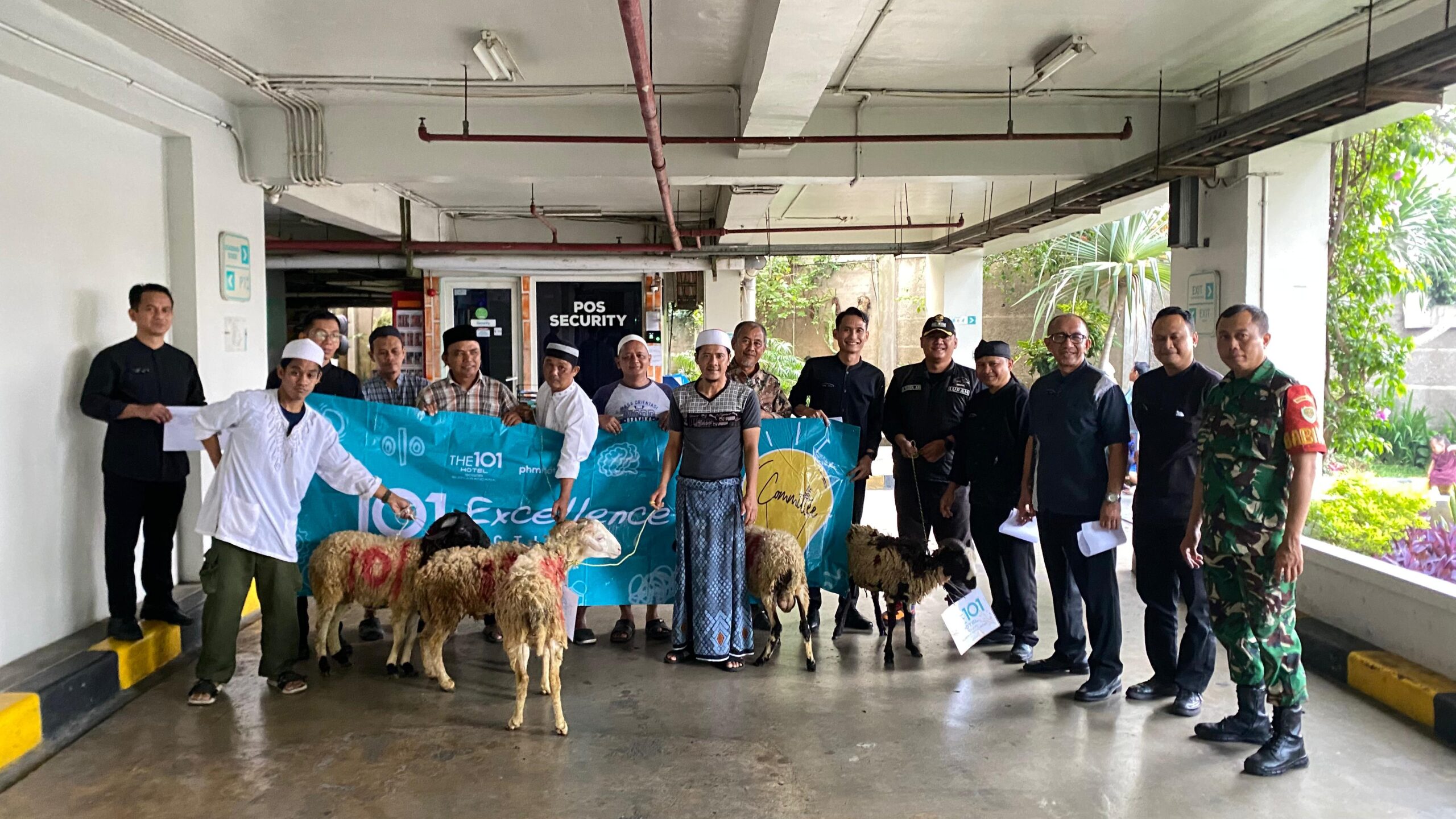 THE 1O1 Hotel Bogor Suryakancana: Spreading Joy This Eid al-Adha with Qurban Donations